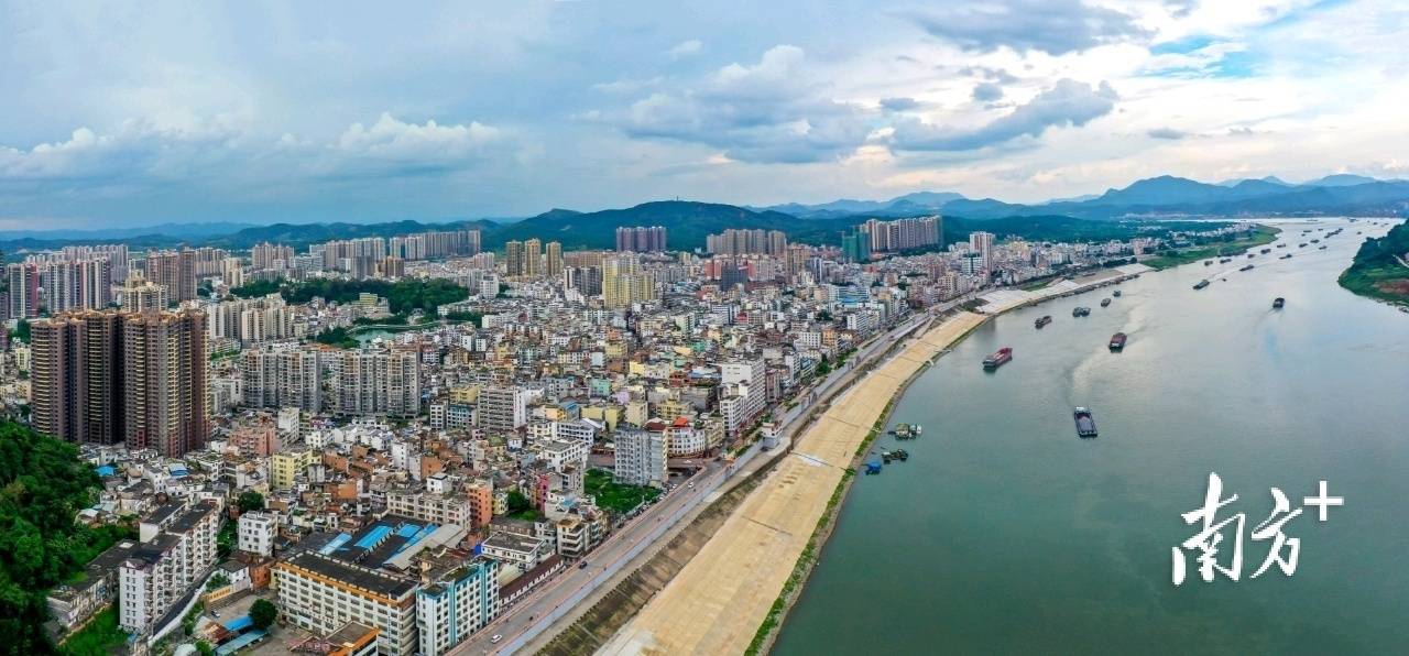 当母亲节遇上护士节,听听ta们的故事 | 云浮头条