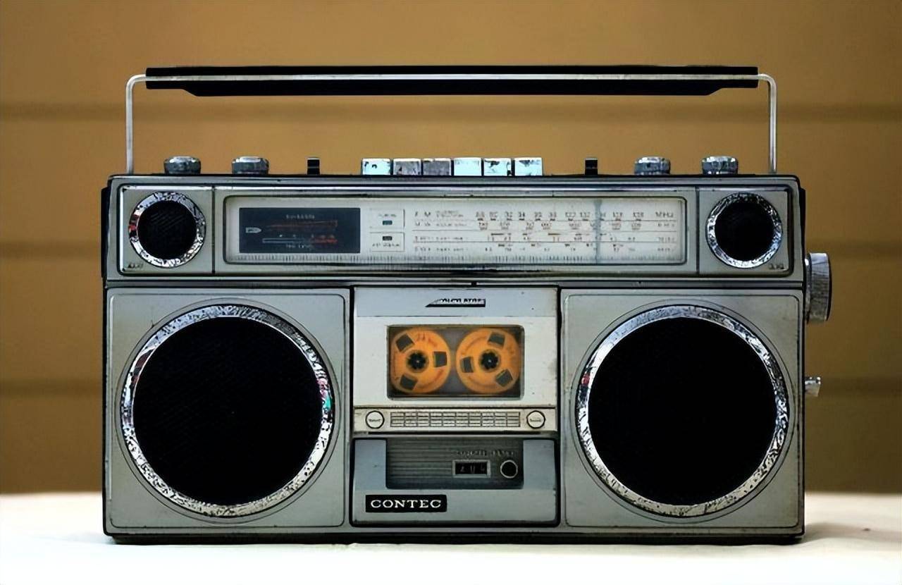 我捐7000万给美国不假,但中国缺钱与我无关_研究_收音机_工作