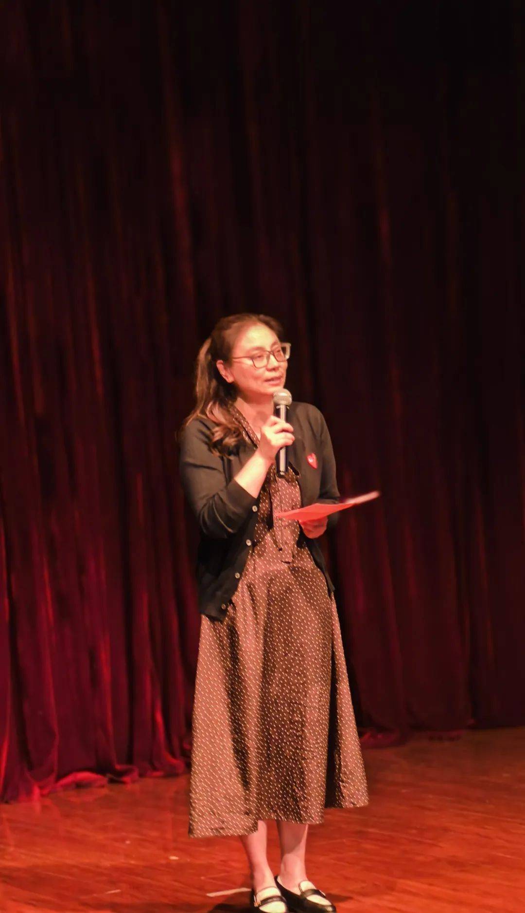 陈恬伊本次论坛,我们有幸邀请到了潘敬芳校长,刘芸副书记,夏磊副校长