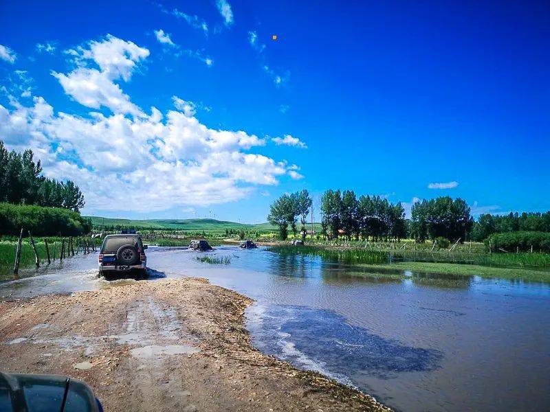 盟多伦县大河口乡境内,主入口距多伦县城16公里,属人工水库工程