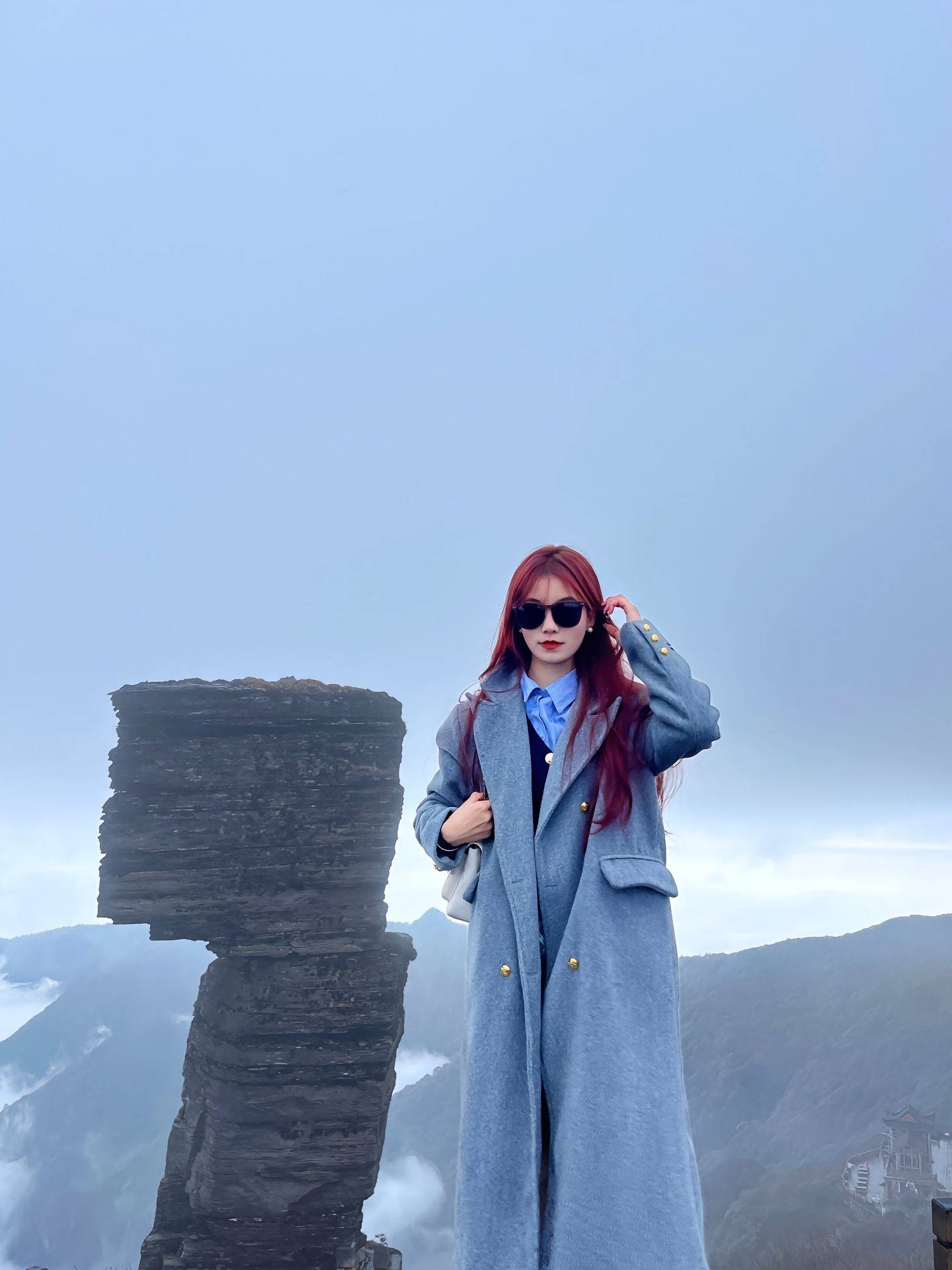 我们一行人去贵州旅游,5 天人均花费 1000 元左右,主要去了黄果树瀑布