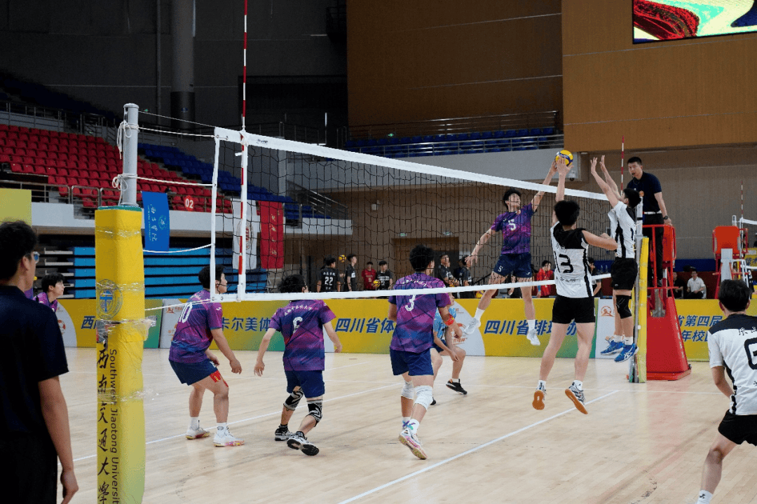 第四届"贡嘎杯"排球高校男子专业组总决赛西南交大赛区圆满落幕!