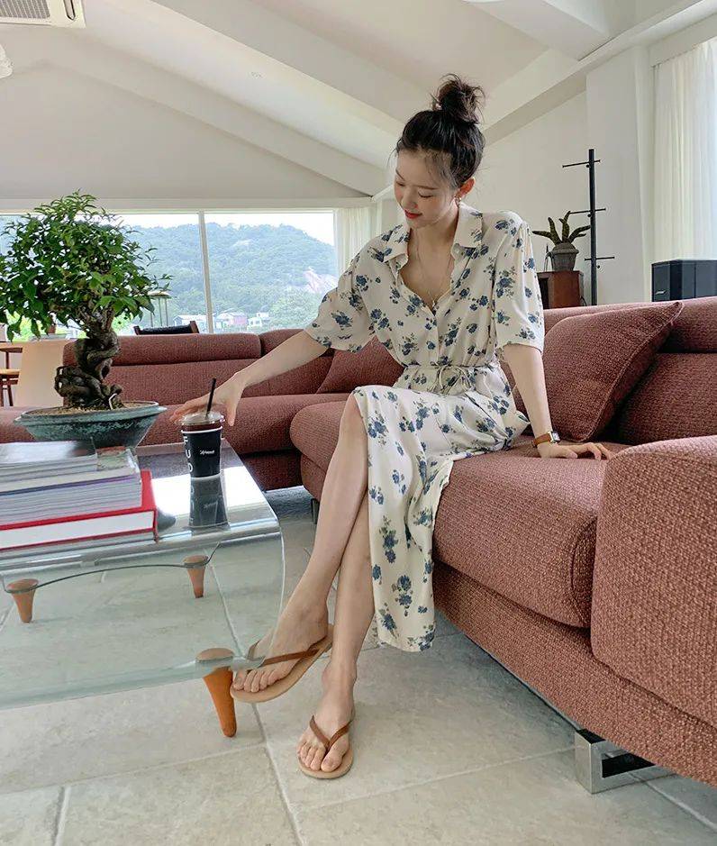 50套韩国女生气质穿搭,太美太撩了!