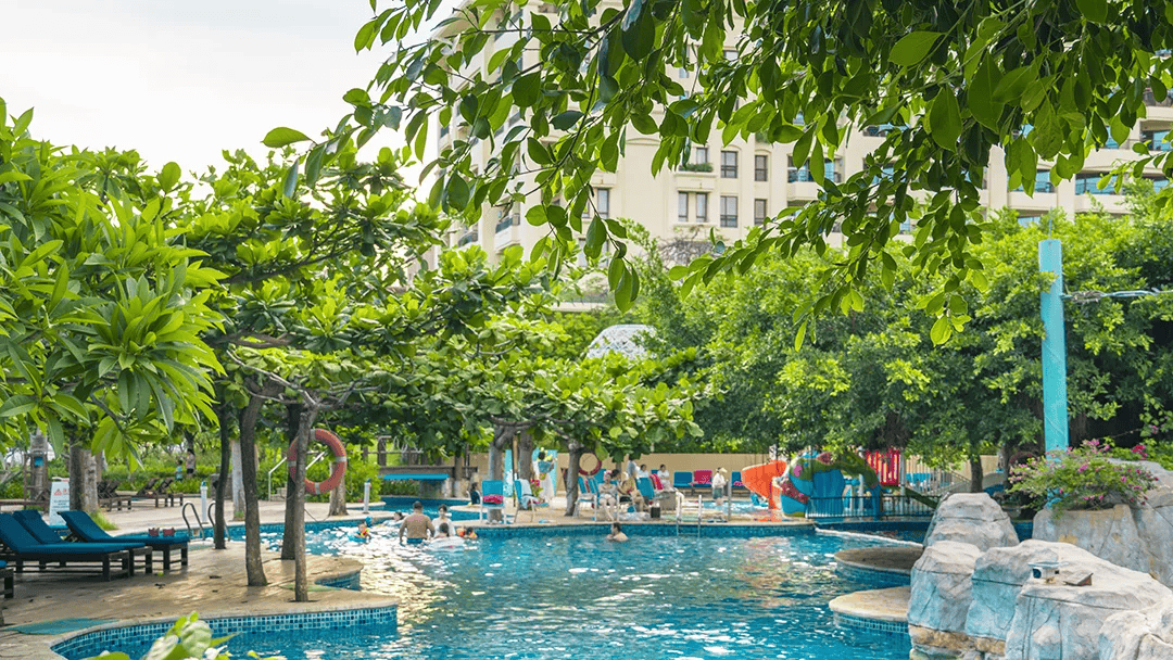 5万平方米的海岸花园,上千种原生态热带植物藏身其中,这在全国任何一