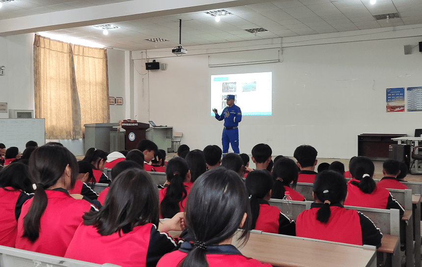 白邑中学开展2024年安全主题教育活动