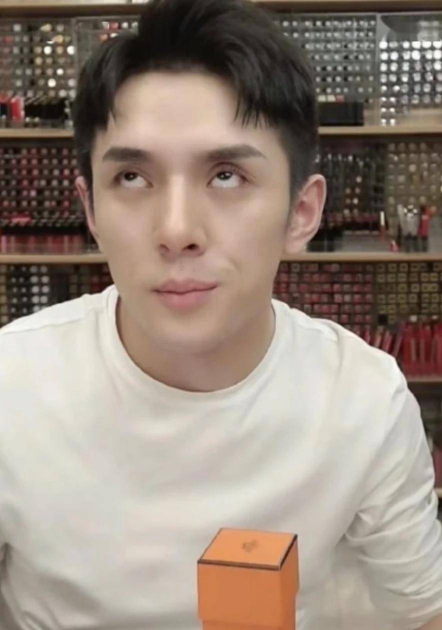 李佳琦说618大促是"难"的!网友:想想你有没有努力