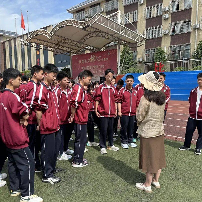 打造平安校园,构筑安全屏障丨汉中市仁德学校举行"防灾减灾 居安思危"