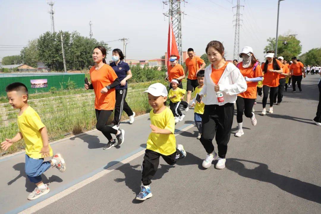 领桥27周年 | 用一场亲子迷你马拉松接力跑为领桥教育庆生
