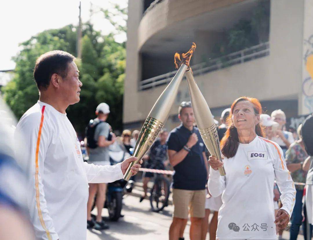 巴黎奥运会首位中国火炬手来自恒源祥
