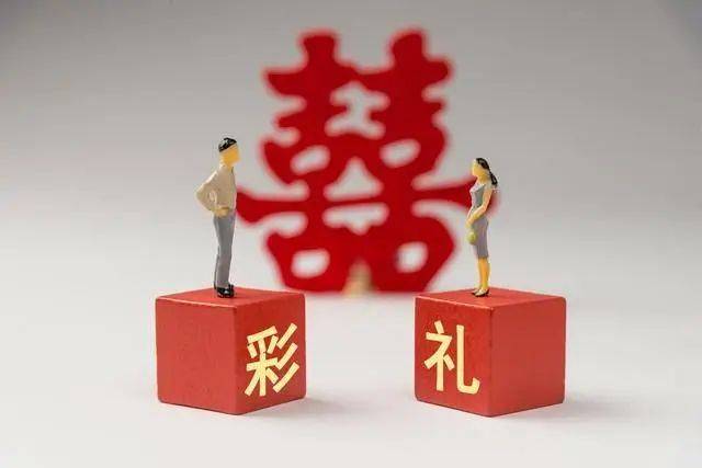 平顶山男子花27万闪婚,"乖乖女"妻子却经常半夜才回家