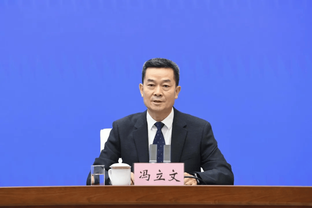 96万人次,不断巩固深化母婴安全五项制度,建成孕产妇和新生儿危重症