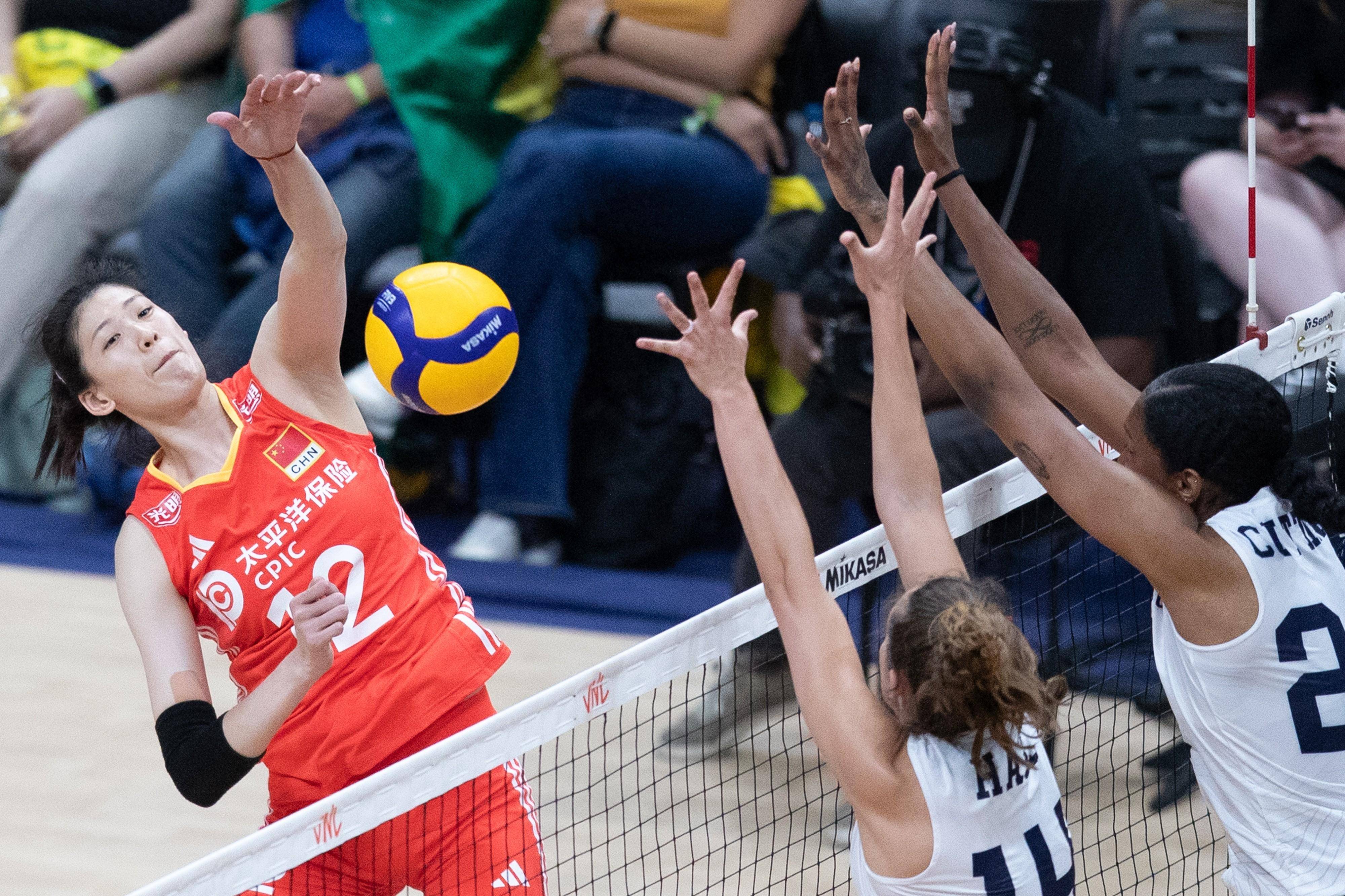 世界女排联赛:中国队胜美国队