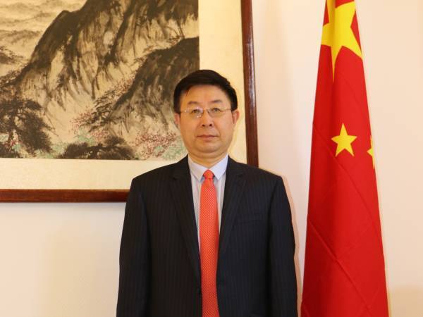 马辉即将卸任中国驻古巴大使,一周前刚见了切·格瓦拉遗孀_友谊_简历