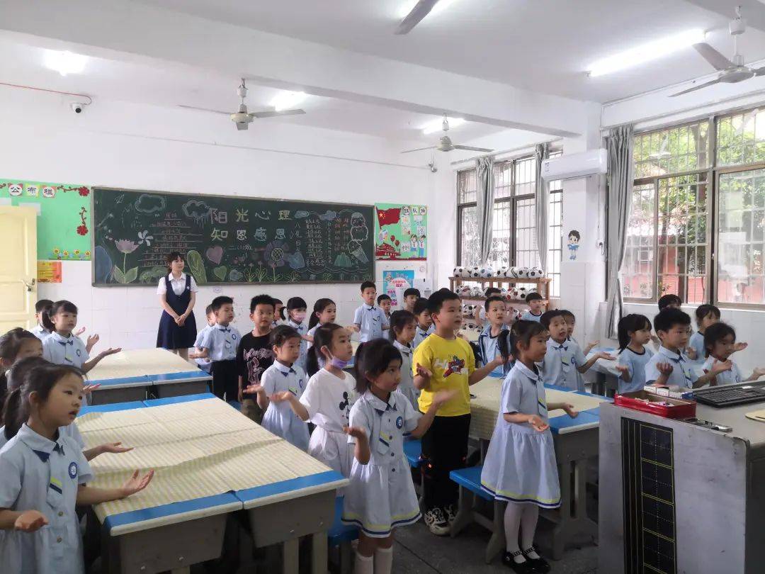 【清新·学风】萌娃来探校,英发圆你梦——英发学校与圣瑞佳源幼儿园