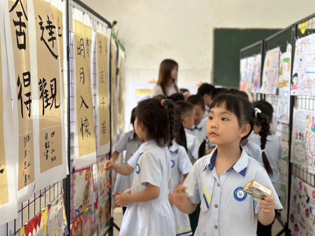 【清新·学风】萌娃来探校,英发圆你梦——英发学校与圣瑞佳源幼儿园