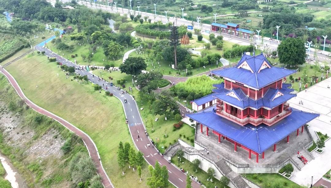 赛道如诗如画 2024年全国"村跑"在长江第一湾揭幕起跑_活动_南溪_美