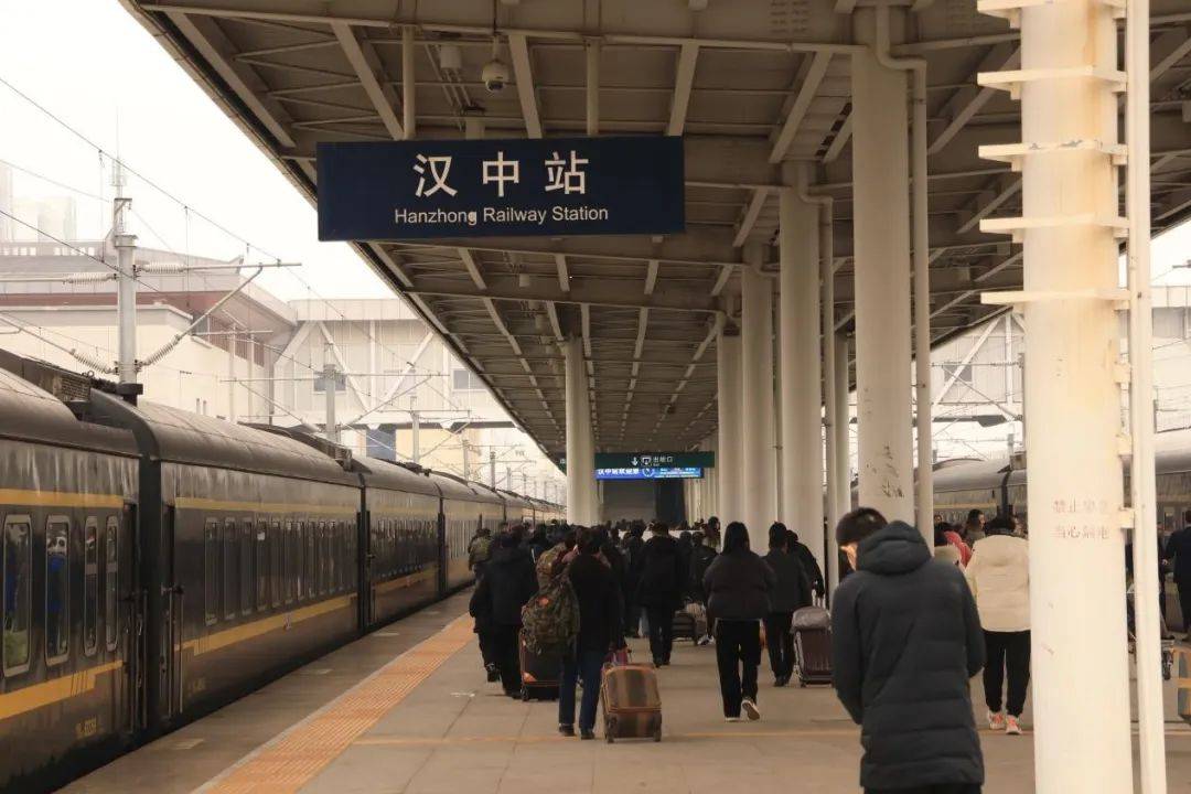 原创 | 有一种温度,叫做中国绿皮火车