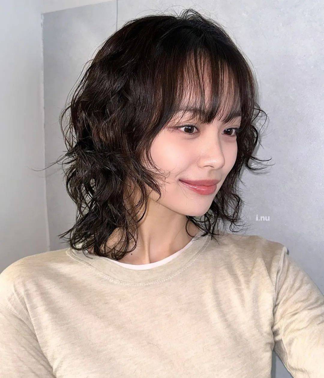 "锁骨全头烫"