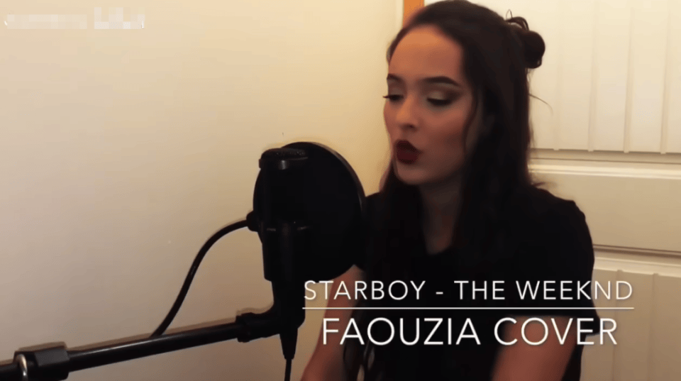 她的现场表现,让听众们久违地体会到沉浸音乐的快乐.