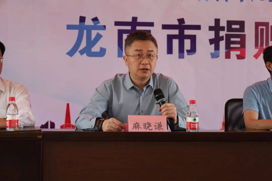 谢龙生介绍项目情况▲项目实施学校关西学校校长唐智勇发言▲项目实施