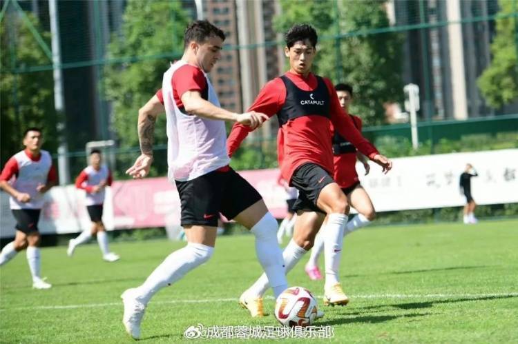 成都蓉城小将入选中国U-16、U-19国家男子足球队！