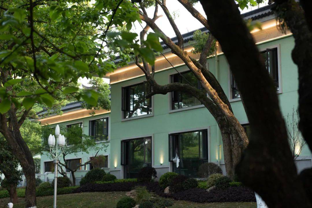 绕不开西湖,熙熙攘攘的西湖边,还有个清幽的避世之地_汪庄_庭院_西子