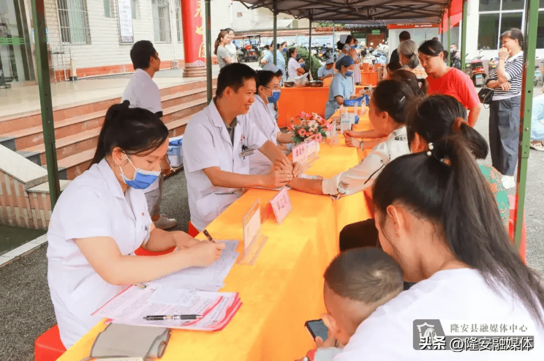 隆安县中医医院名中医荟萃,带你感受中医药魅力!