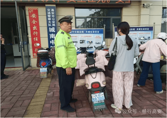 查处单位:城南中队车牌号:临牌55u*g违法地点:胜利路与筠泉路路口违法