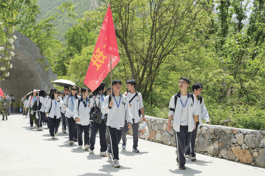 聚焦柳林中学新变化③