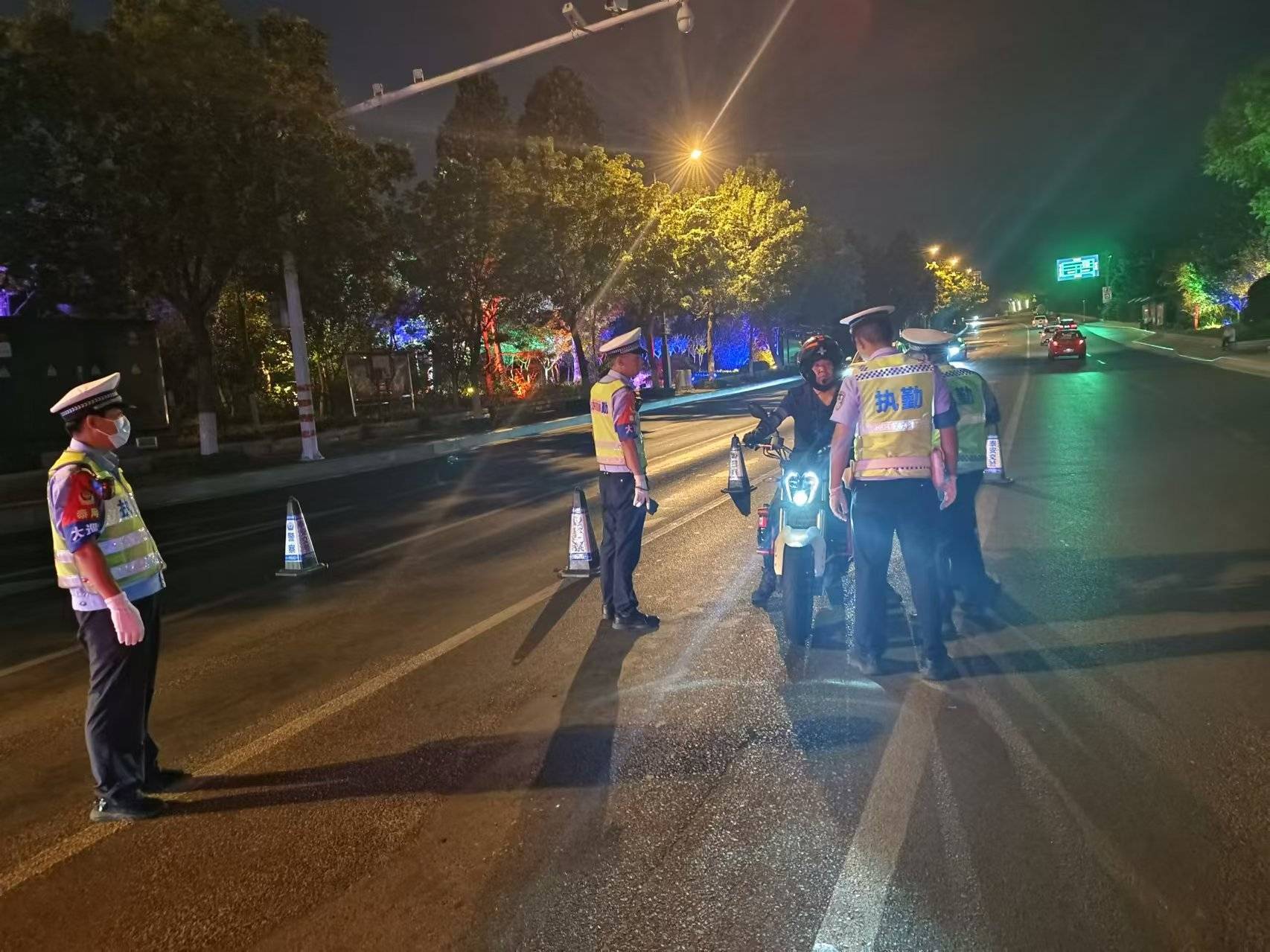走好"三步"提升夏季夜间秩序管控效能