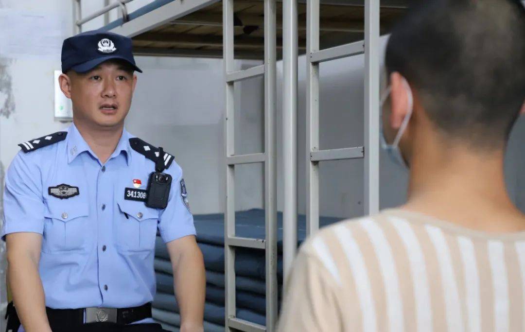 备案登记释放衔接准备等问题进行专项答疑解惑……近年来,潜川监狱