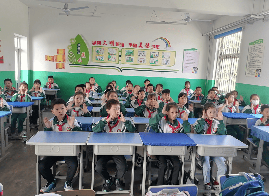 【关爱保护未成年人】健康成长 从"心"出发_教育_玉田县_网络