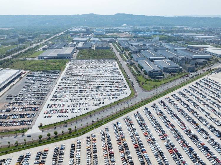 图片新闻 | 长城汽车新车型在重庆永川生产基地投产
