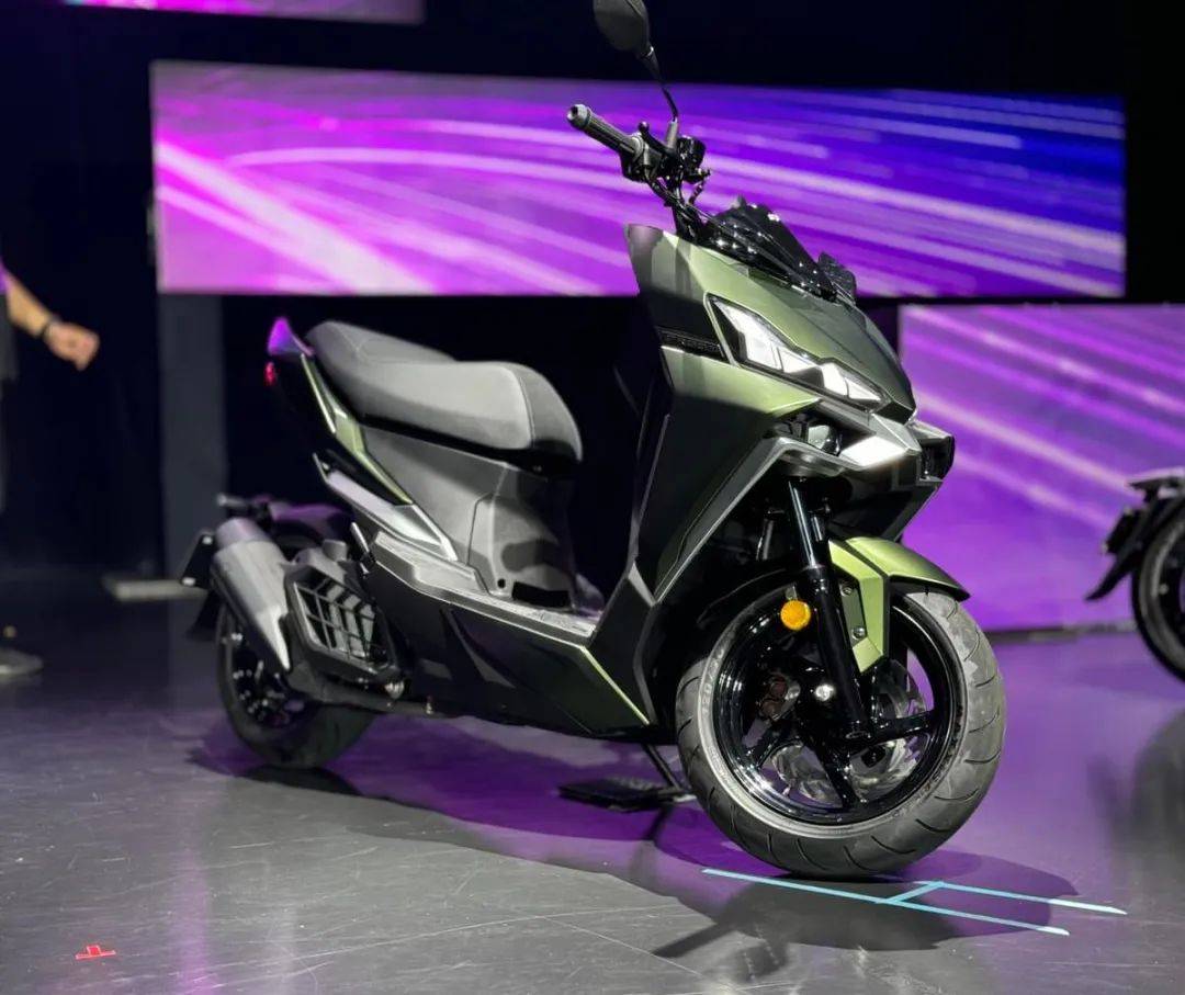 158cc欺负人家175cc,三阳发布至尊龙王,预购首日即破千台