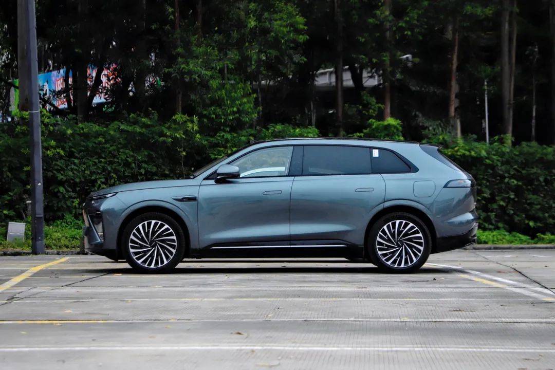 搭载800v架构,这些车值得买,最后一款堪称当下爆款!