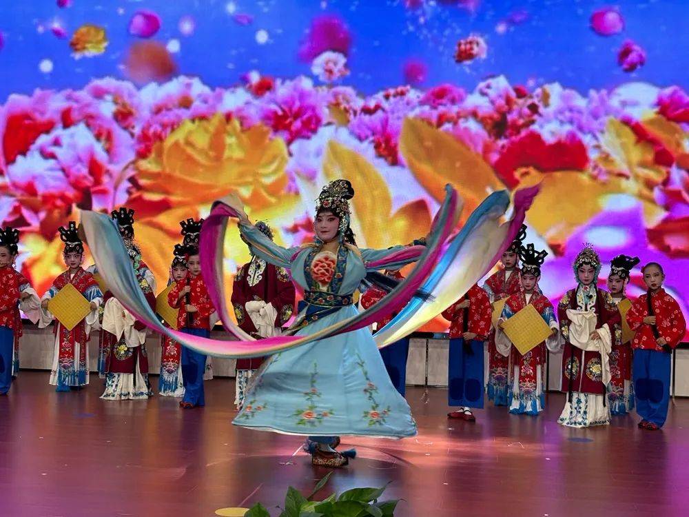 淮南市青少年宫举办"童心向党 筑梦中国"2024年中国