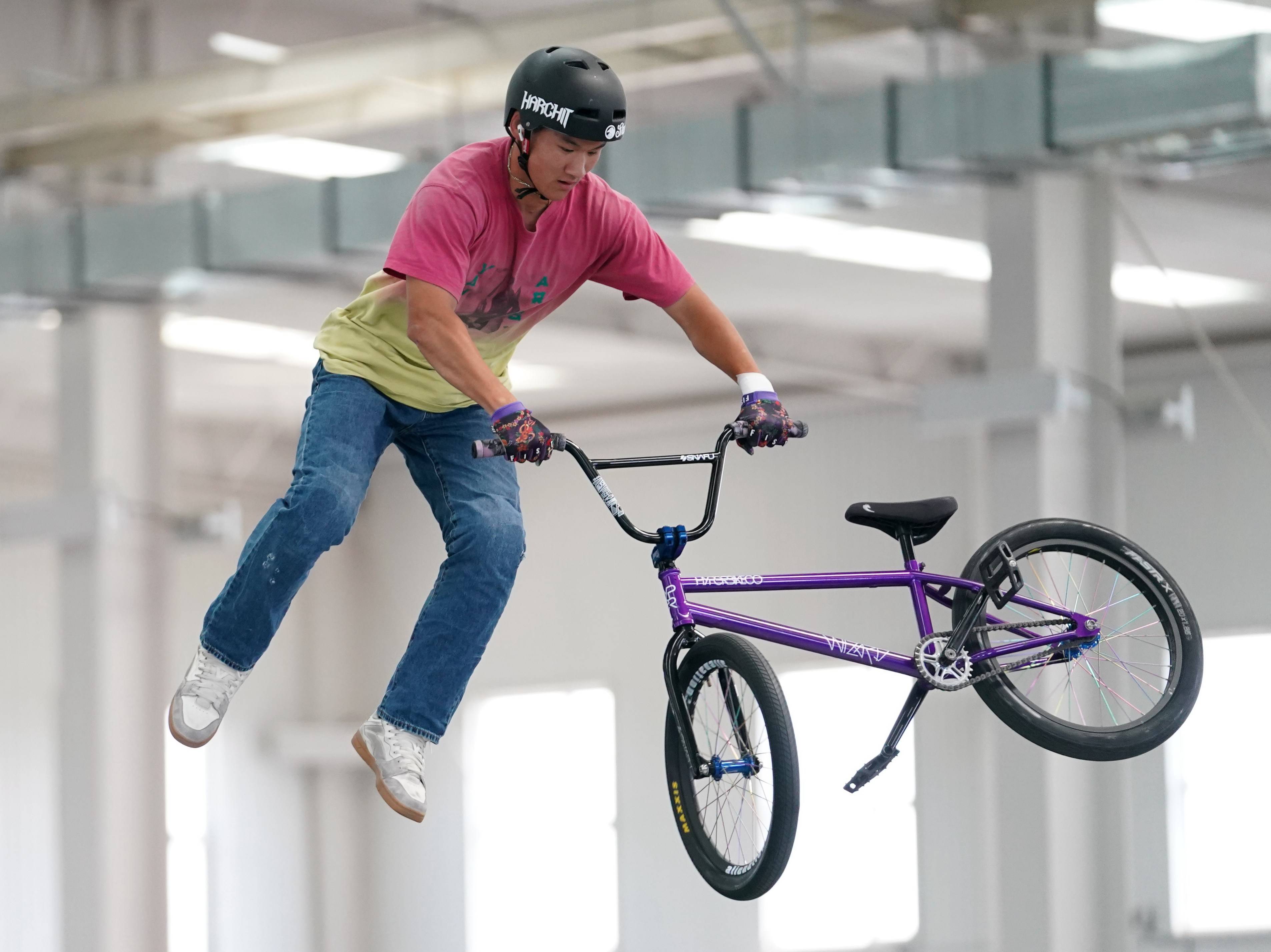 小轮车——自由式小轮车国家集训队备战_训练_新华社_昌黎