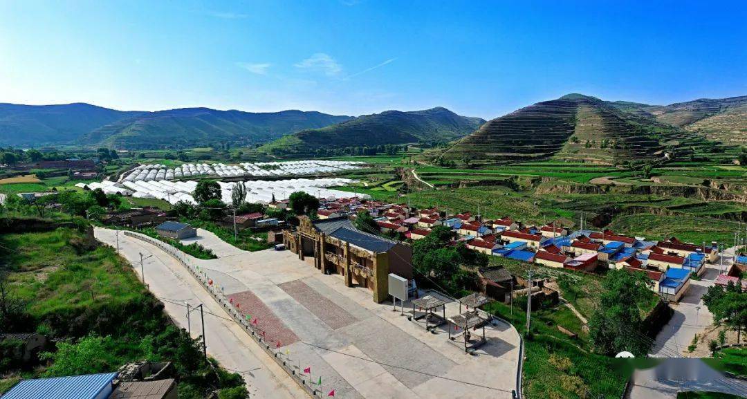 这个甘肃"笑脸村"为何能吸引超300万人关注?