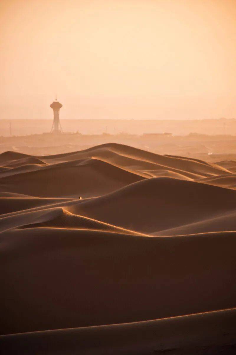 宁夏周边三大沙漠图片