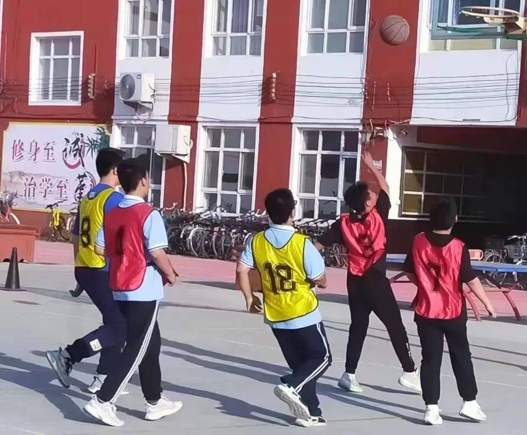 彰显青春风采,书写青春篇章丨栾城区窦妪镇第二中学第三届校园篮球