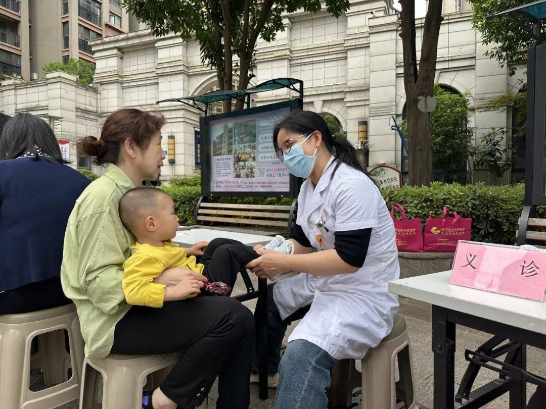 与你"童"行 多彩活动过"六一"