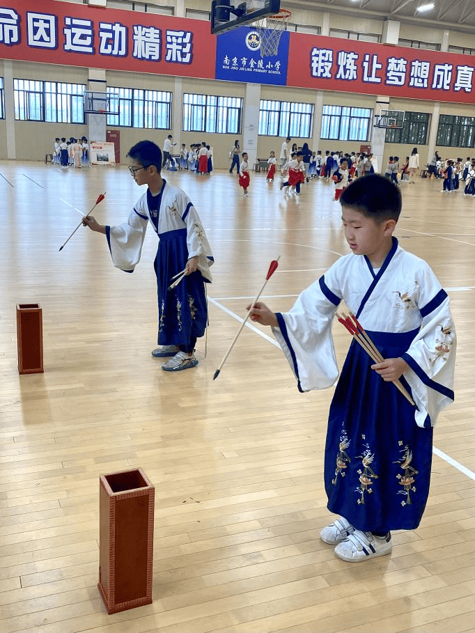 【儿童友好】缤纷六一 快乐"童"行 ——记南京市金陵小学一二年级"