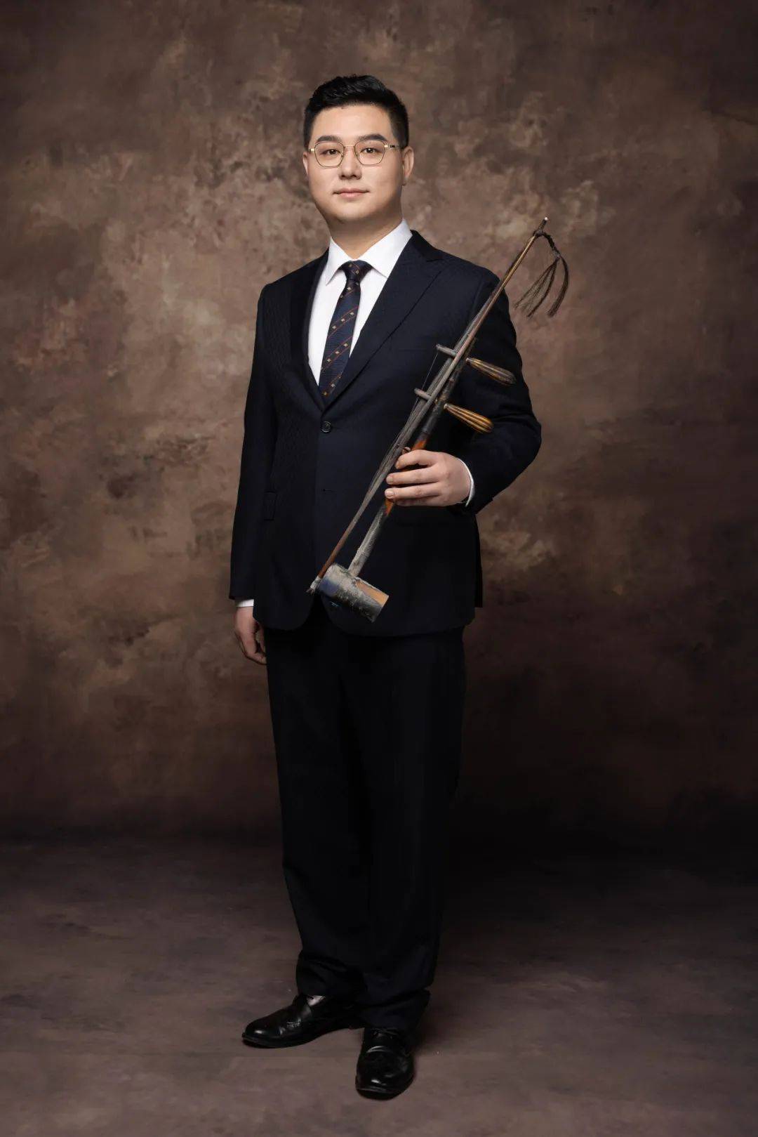 多次参加cctv,北京卫视,江苏卫视等电视节目录制,随剧院在世界多地