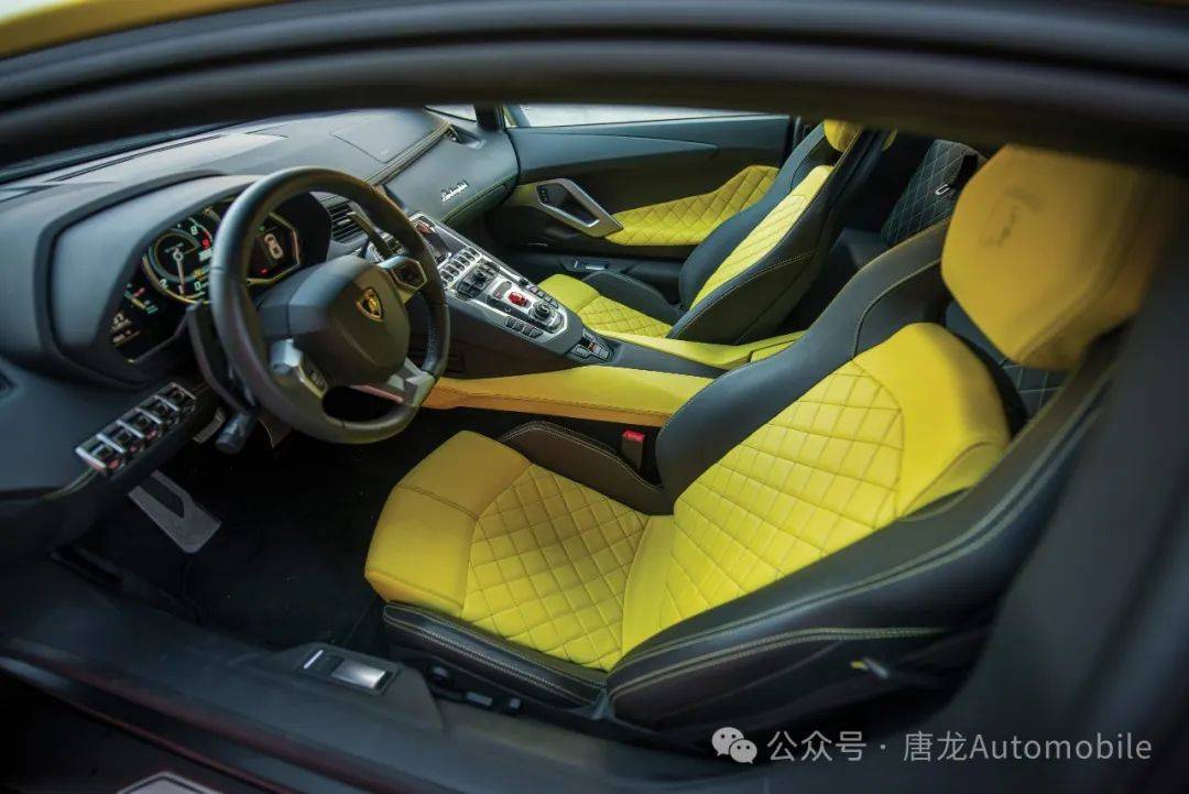 【回味即将成为经典的车型】兰博基尼aventador:超级跑车的新纪元