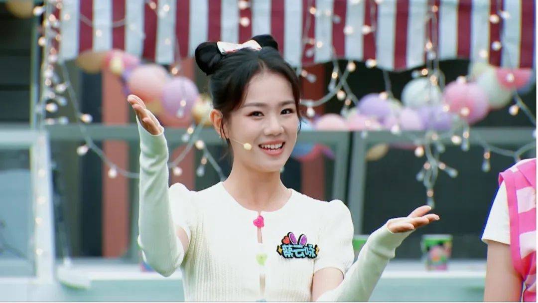 总台少儿频道8位新主持人请求添加你为好友!