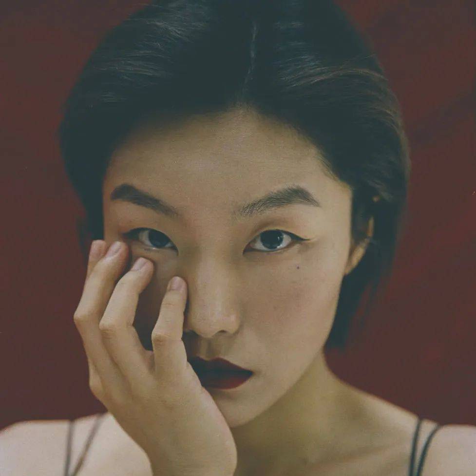 音乐剧《人间失格》迎来百场,演员会演到麻木吗?_徐梦_观众_演出