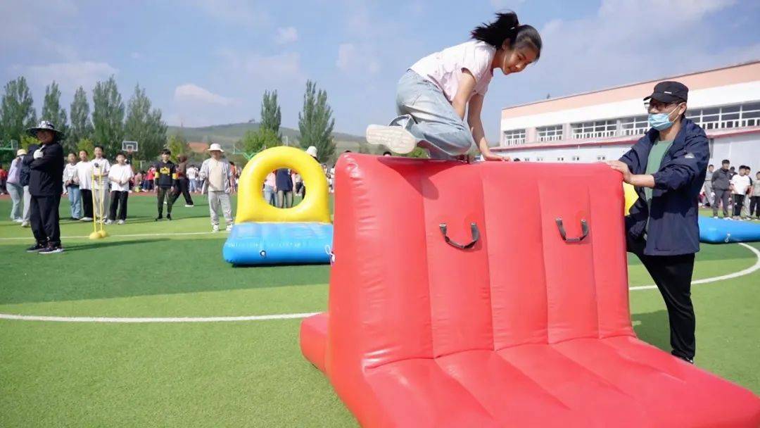 运动激扬童趣 竞技享受快乐--林西县林西镇小学