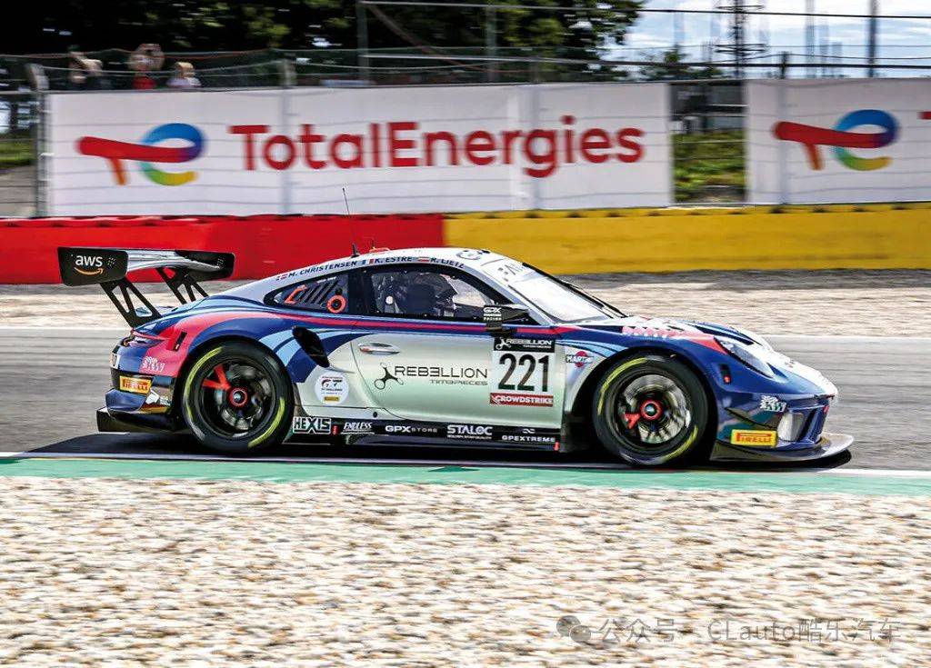 自古红蓝出cp,buff叠满的martini涂装经典传承半世纪