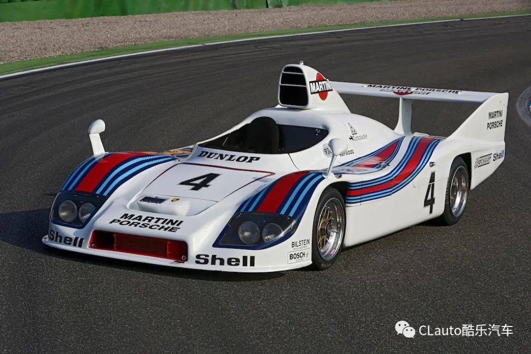 因为传奇的历史,martini racing涂装已经成了保时捷战车的一个标志性