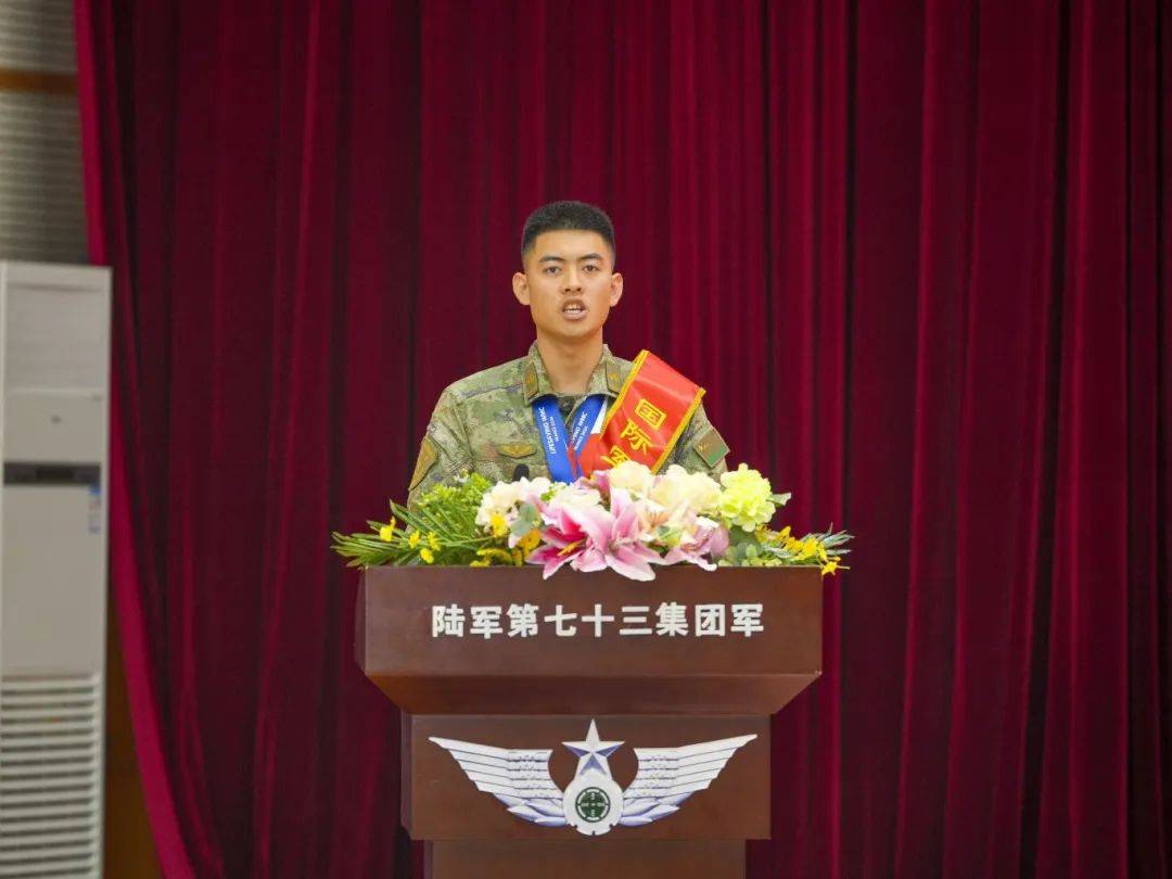 出国竞赛,英雄凯旋!